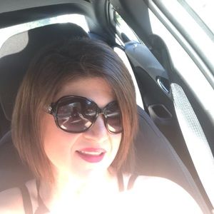 Meet your Posher, Roseann